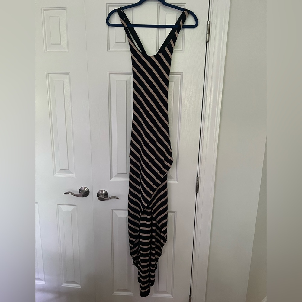 Open back maxi dress, flattering on any body shape